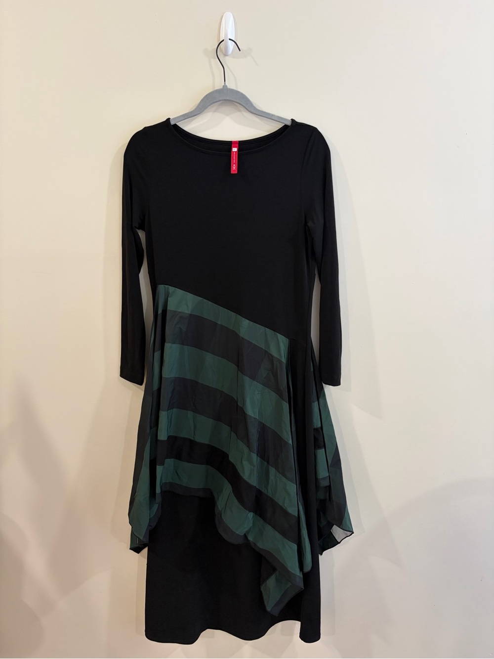 IC COLLECTION Black Dress with Dark Green Striped Asymmetrical Overlay